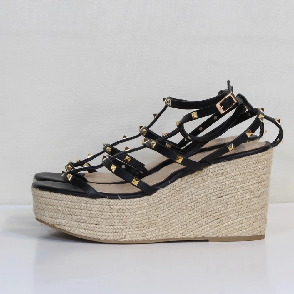 Bamboo Black Strappy Espadrille Studded Platform Gladiator Sandals NWOT